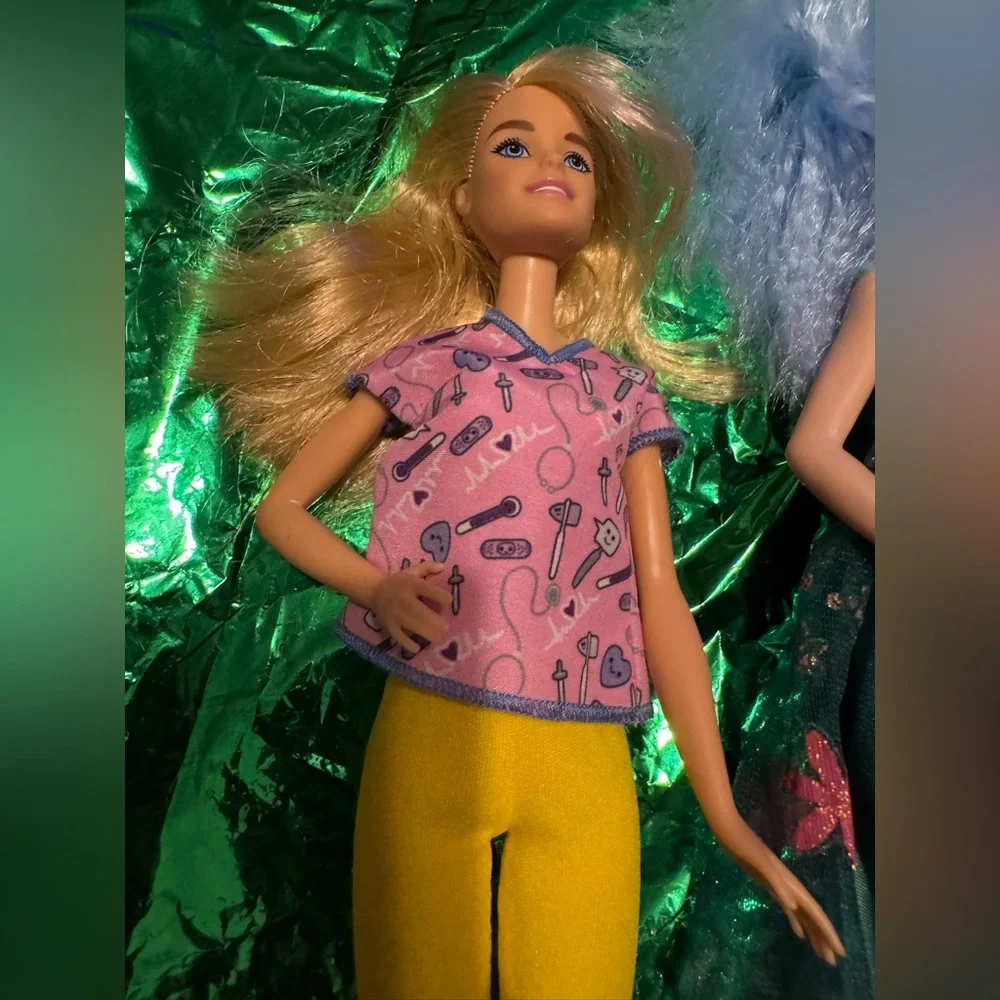 Barbie lot barbie’s